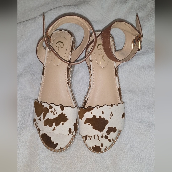 Cato Shoes - Cato Brown and Cream Espadrille Sandals - Size 6 - NWOT